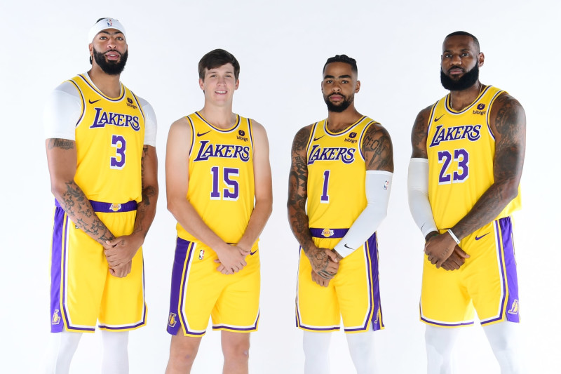 Lakers Lakers’ Way-Too-Early Overreactions After 1st Week of 2023-24 Season